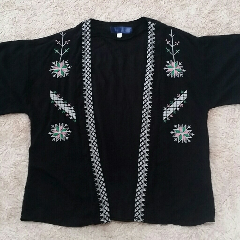 🍁SALE Embroidered Kimino